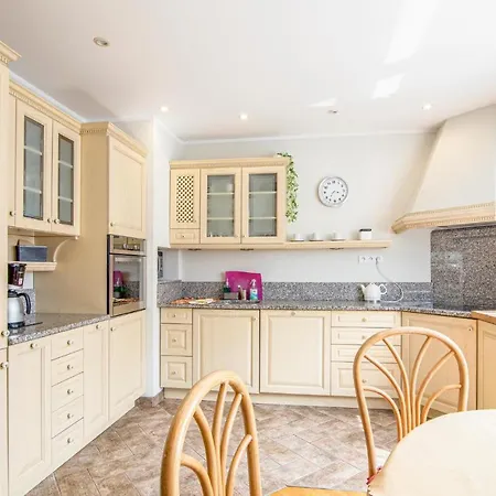 Cozy In With Wifi Appartamento Gdynia